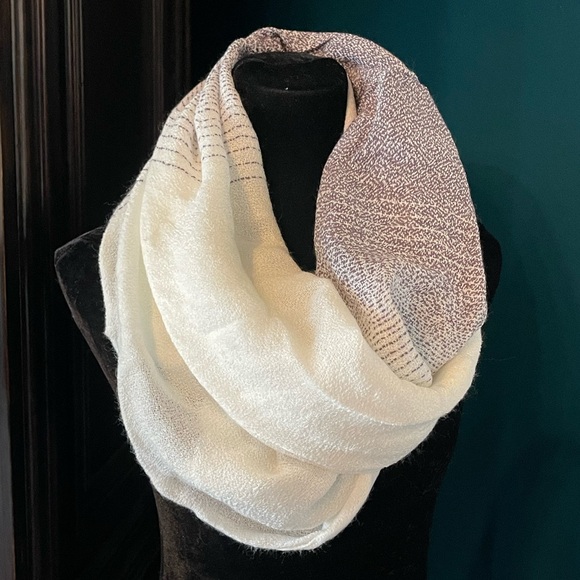 Soft Lightweight Infinity Scarf - Picture 5 of 5